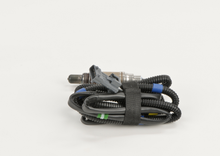 Charger l'image dans la galerie, 15062 Oxygen Sensor Bosch Canada