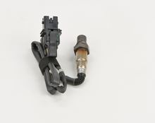 Load image into Gallery viewer, 15146 Wide-band Oxygen Sensor Bosch Canada