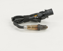 Load image into Gallery viewer, 15168 Wide-band Oxygen Sensor Bosch Canada