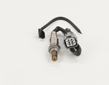 Load image into Gallery viewer, 15171 Wide-band Oxygen Sensor Bosch Canada