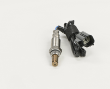 Load image into Gallery viewer, 15177 Wide-band Oxygen Sensor Bosch Canada