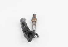 Load image into Gallery viewer, 15215 Oxygen Sensor Bosch Canada