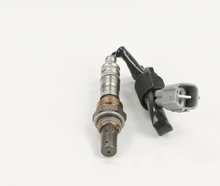 Load image into Gallery viewer, 15217 Wide-band Oxygen Sensor Bosch Canada