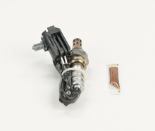 Load image into Gallery viewer, 15218 Oxygen Sensor Bosch Canada