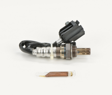 Load image into Gallery viewer, 15218 Oxygen Sensor Bosch Canada