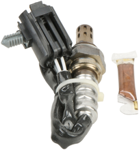 Load image into Gallery viewer, 15218 Oxygen Sensor Bosch Canada