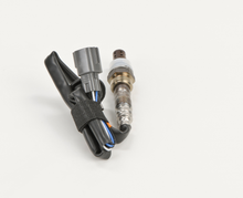 Load image into Gallery viewer, 15243 Oxygen Sensor Bosch Canada