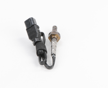 Charger l'image dans la galerie, 15245 Oxygen Sensor Bosch Canada