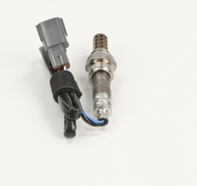Charger l'image dans la galerie, 15247 Oxygen Sensor Bosch Canada