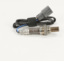 Charger l'image dans la galerie, 15247 Oxygen Sensor Bosch Canada