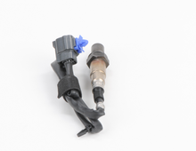 Load image into Gallery viewer, 15263 Engineered Oxygen Sensor Bosch Canada
