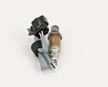 Charger l'image dans la galerie, 15266 Engineered Oxygen Sensor Bosch Canada
