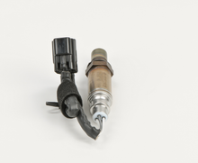 Load image into Gallery viewer, 15278 Engineered Oxygen Sensor Bosch Canada