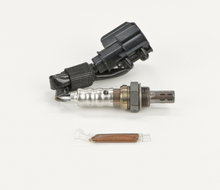 Charger l'image dans la galerie, 15300 Oxygen Sensor Bosch Canada