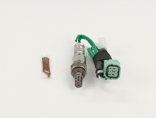 Charger l'image dans la galerie, 15318 Oxygen Sensor Bosch Canada