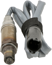 Charger l'image dans la galerie, 15335 Oxygen Sensor Bosch Canada
