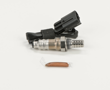 Load image into Gallery viewer, 15337 Oxygen Sensor Bosch Canada