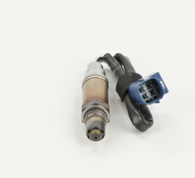 Load image into Gallery viewer, 15365 Oxygen Sensor Bosch Canada