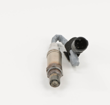 Load image into Gallery viewer, 15366 Oxygen Sensor Bosch Canada
