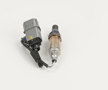 Charger l'image dans la galerie, 15437 Oxygen Sensor Bosch Canada
