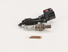 Load image into Gallery viewer, 15439 Oxygen Sensor Bosch Canada