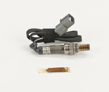 Load image into Gallery viewer, 15477 Oxygen Sensor Bosch Canada