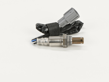 Charger l'image dans la galerie, 15486 Wide-band Oxygen Sensor Bosch Canada