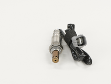 Charger l'image dans la galerie, 15486 Wide-band Oxygen Sensor Bosch Canada