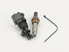 Load image into Gallery viewer, 15501 Wide-band Oxygen Sensor Bosch Canada