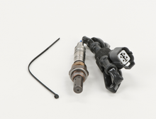 Load image into Gallery viewer, 15501 Wide-band Oxygen Sensor Bosch Canada