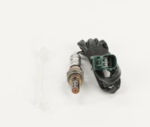 Load image into Gallery viewer, 15529 Oxygen Sensor Bosch Canada
