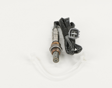 Load image into Gallery viewer, 15537 Wide-band Oxygen Sensor Bosch Canada