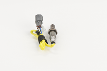 Load image into Gallery viewer, 15539 Oxygen Sensor Bosch Canada