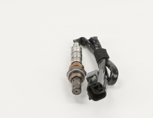 Load image into Gallery viewer, 15558 Wide-band Oxygen Sensor Bosch Canada