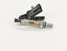Load image into Gallery viewer, 15561 Engineered Oxygen Sensor Bosch Canada