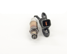 Charger l'image dans la galerie, 15582 Oxygen Sensor Bosch Canada
