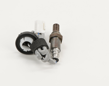 Charger l'image dans la galerie, 15610 Validated Oxygen Sensor Bosch Canada