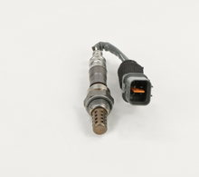 Charger l'image dans la galerie, 15613 Oxygen Sensor Bosch Canada