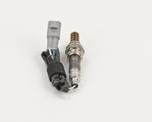Load image into Gallery viewer, 15633 Validated Oxygen Sensor Bosch Canada