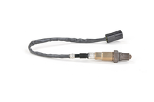 Load image into Gallery viewer, 15643 Oxygen Sensor Bosch Canada