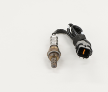 Load image into Gallery viewer, 15657 Oxygen Sensor Bosch Canada