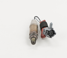 Load image into Gallery viewer, 15705 Oxygen Sensor Bosch Canada