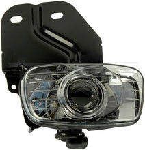 Charger l'image dans la galerie, 1571075 Fog Light Assembly Dorman Canada