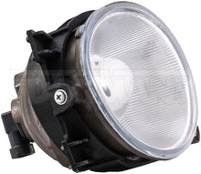 Charger l'image dans la galerie, 1571124 Fog Light Assembly Dorman Canada