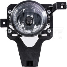 Charger l'image dans la galerie, 1571141 Fog Light Assembly Dorman Canada