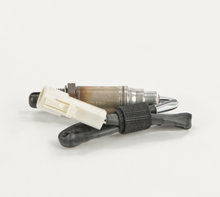 Load image into Gallery viewer, 15717 Actual OE Oxygen Sensor Bosch Canada