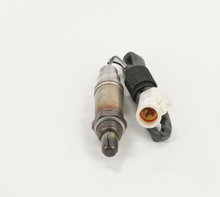 Load image into Gallery viewer, 15717 Actual OE Oxygen Sensor Bosch Canada