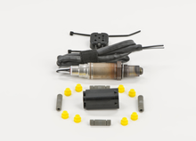 Charger l'image dans la galerie, 15738 Universal Oxygen Sensor Bosch Canada