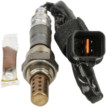 Load image into Gallery viewer, 15792 Oxygen Sensor Bosch Canada