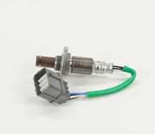 Load image into Gallery viewer, 15796 Wide-band Oxygen Sensor Bosch Canada
